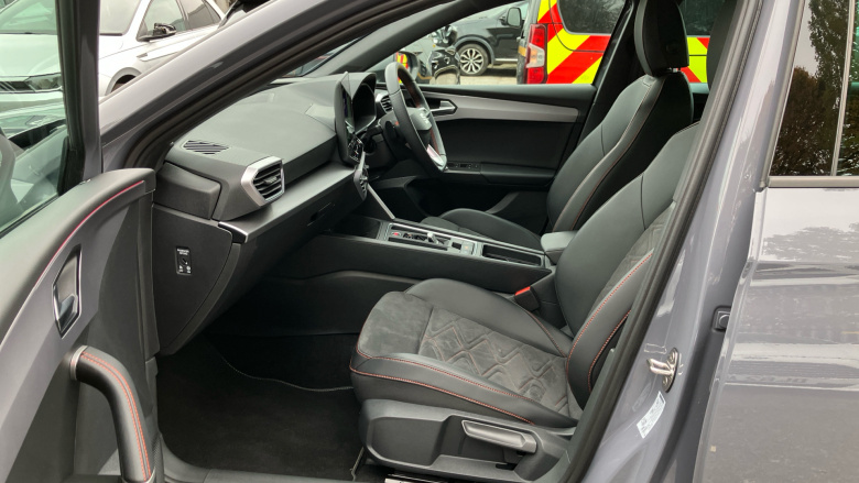 SEAT Leon 1.5 eTSI 115 FR Sport 5dr DSG [DAP] Petrol Estate